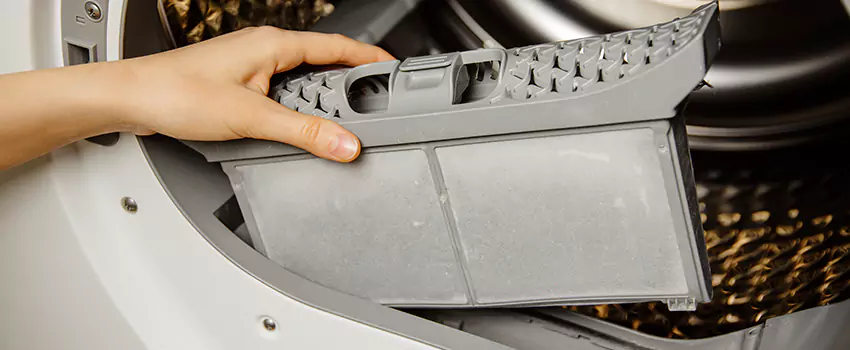 Signs Of A Clogged Dryer Lint Trap in Gaithersburg, Maryland